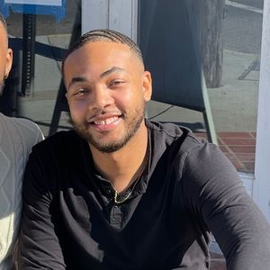 Meet your Posher, Darius